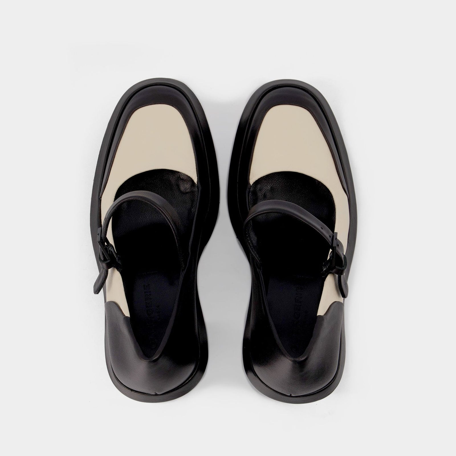 パンプス Juna Pumps in Black Leather Juna Pumps in Black Leather