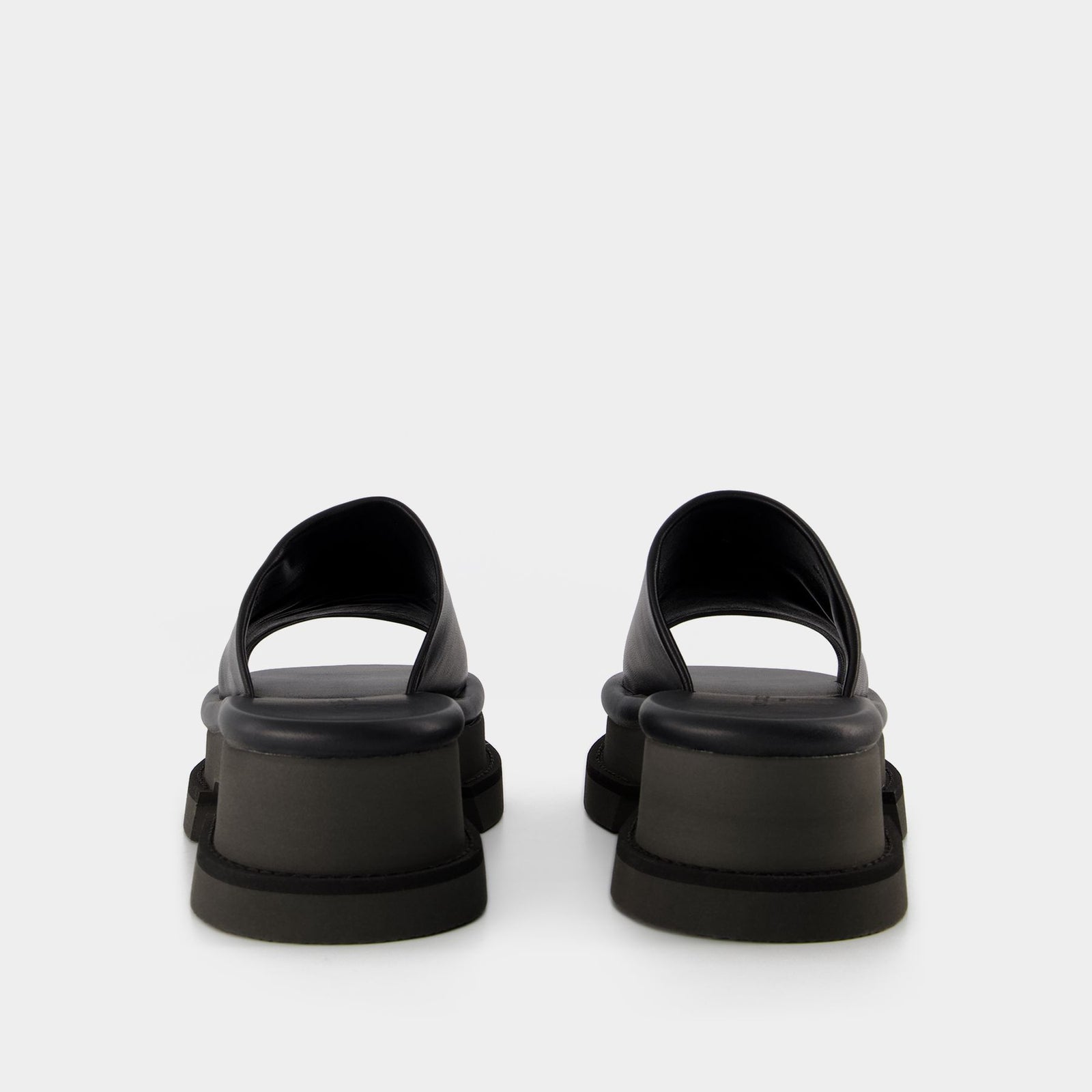 【関税込み】Faith Sandals - Clergerie - Black - Leather Faith Sandals - Clergerie - Black - Leather