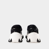 B-East Sneakers - Balmain - Leather - Black/ White