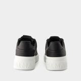 B-Court Sneakers - Balmain - Leather - Black