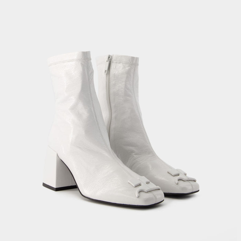 Heritage Vinyl Ankle Boots - Courreges - Leather - Dirty White