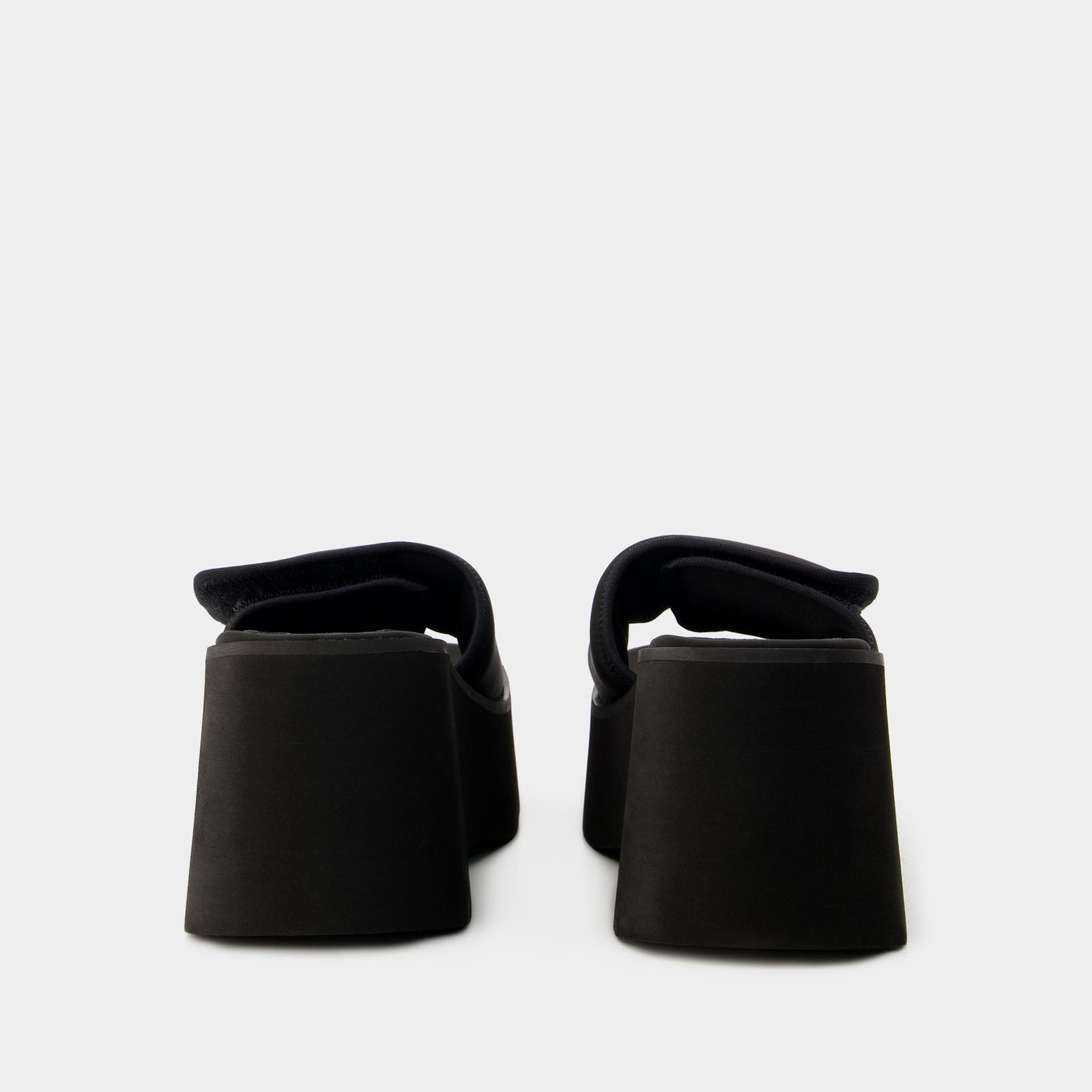 【関税込み】Scuba Wave Sandals - Courreges - Polyester - Bla Scuba Wave Sandals - Courreges - Polyester - Black