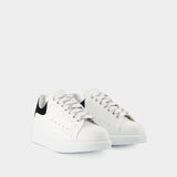 Oversized Sneakers - Alexander Mcqueen - White/Black - Leather