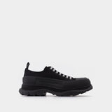 Tread Slick Sneakers - Alexander Mcqueen - Black - Canva