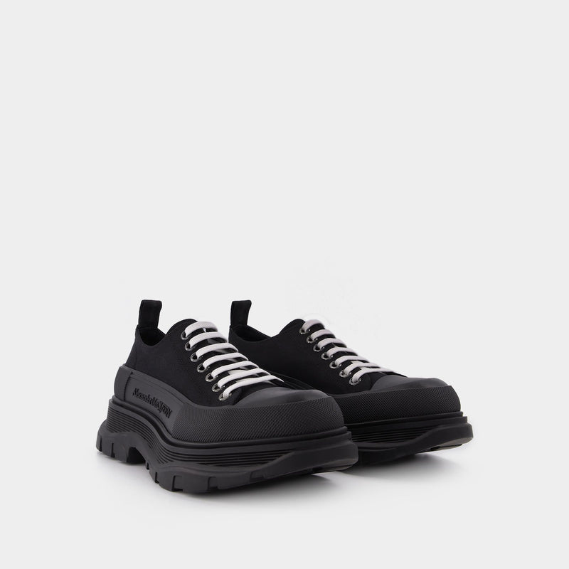 Tread Slick Sneakers - Alexander Mcqueen - Black - Canva