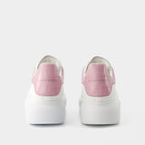 Oversized Sneakers - Alexander Mcqueen - White/Pink  - Leather