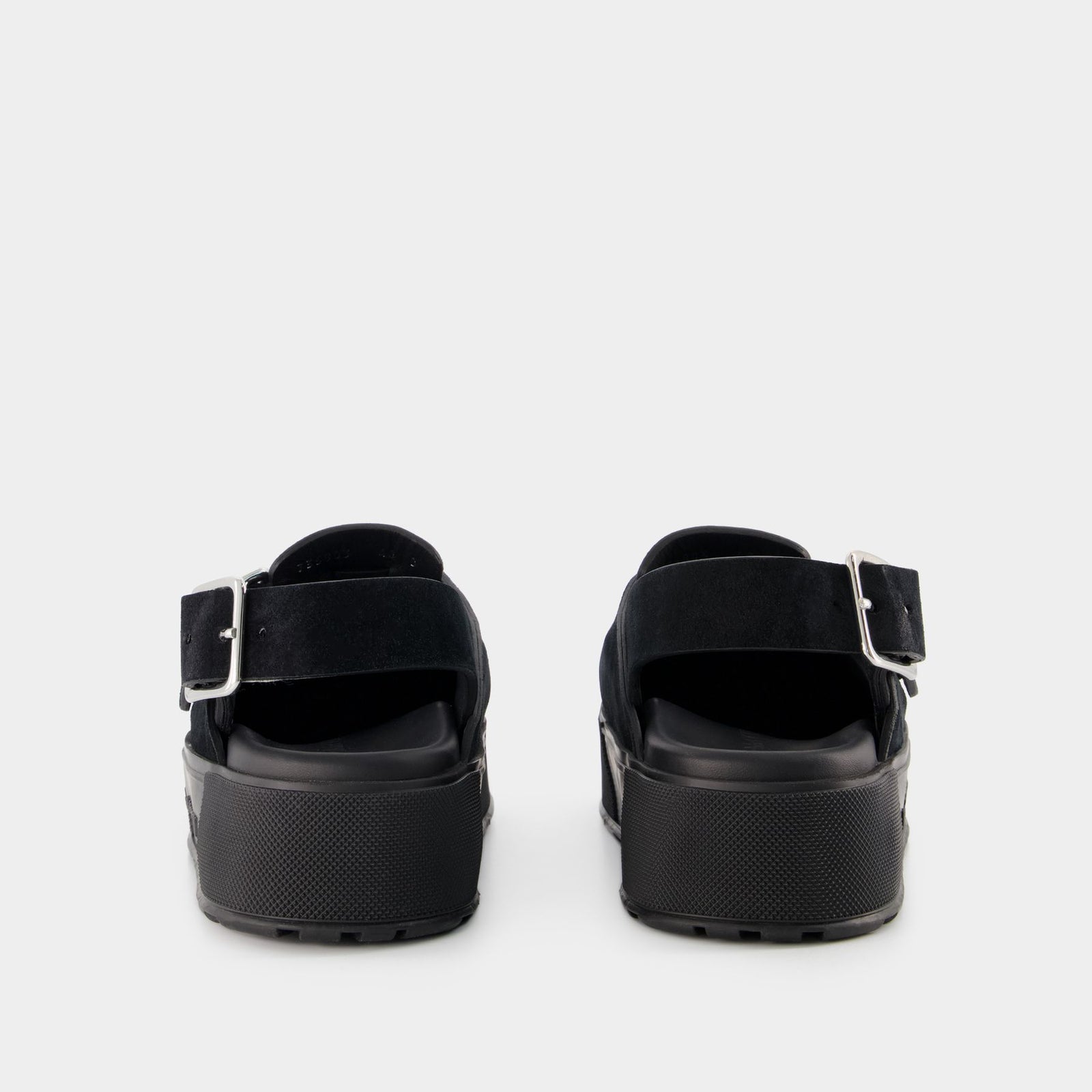 サンダル・ミュール ALEXANDER MCQUEEN Silver Leather Slippers Alexander McQueen Silver leather slippers - Slippers