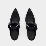 Punk Buckle Pumps - Alexander Mcqueen - Black - Leather