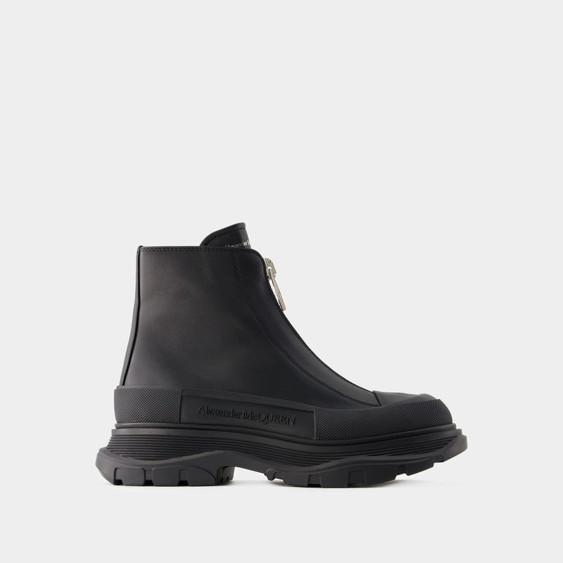 Tread Slick Ankle Boots - Alexander Mcqueen - Leather - Black