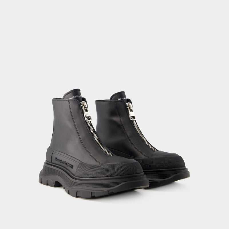Tread Slick Ankle Boots - Alexander Mcqueen - Leather - Black