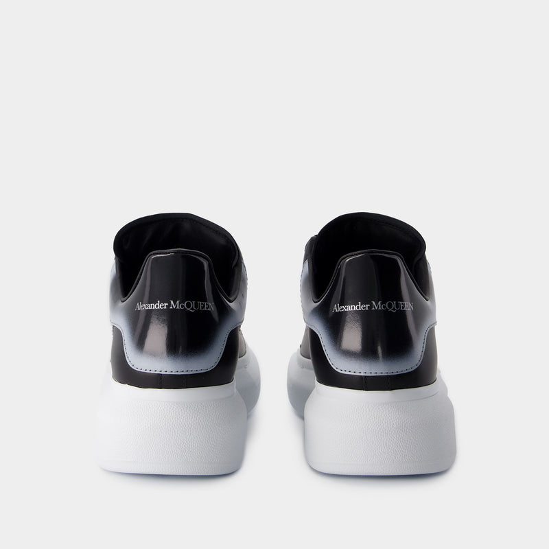 Oversized Sneakers - Alexander McQueen - Leather - Black/Silver