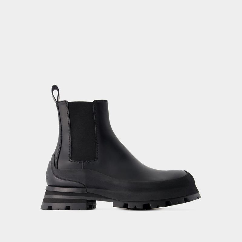 Wander Ankle Boots - Alexander McQueen - Calfskin - Black