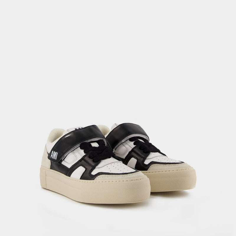 Low-Top ADC Sneakers in White/Multi Leather