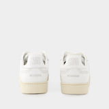 Low Top 2011 Sneakers - AMI Paris - Leather - White