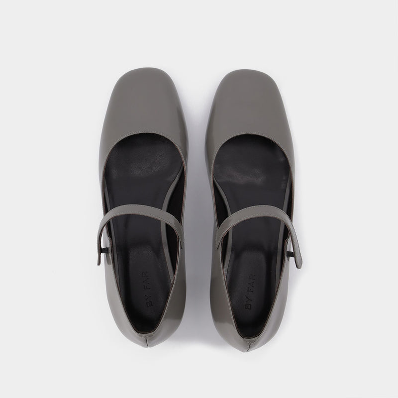 Ginny Cement Semi Patent Leather Ballerinas