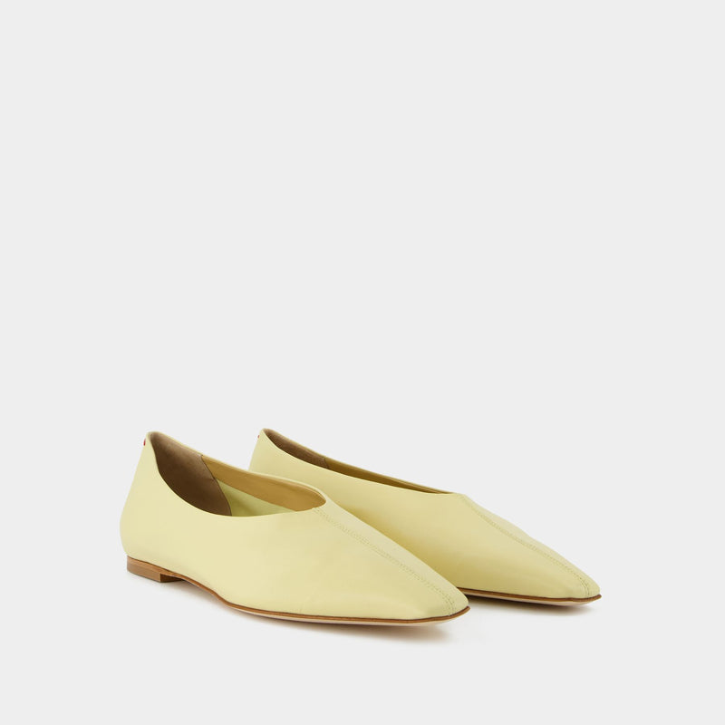 Octavia Flat Shoes - Aeyde - Butter - Leather