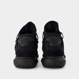 Y-3 Qasa Sneakers in Black