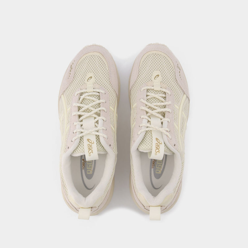 Gel-1090V2 Sneakers in Beige Leather