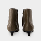 The Slim Ankle Boots - Toteme - Leather - Brown