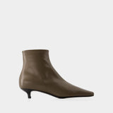 The Slim Ankle Boots - Toteme - Leather - Brown