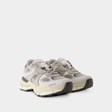 Ghost Runner Sneakers - Axel Arigato - Leather - Grey