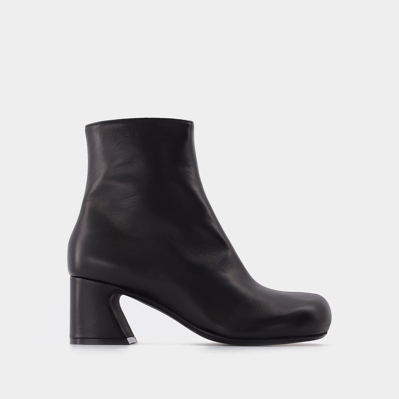 Ankle Boot W/Zip 6 in Black Leather