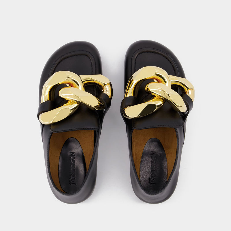 Chain Loafers in Black Leather