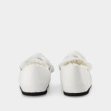 Chain Loafers Close Back in White Leather