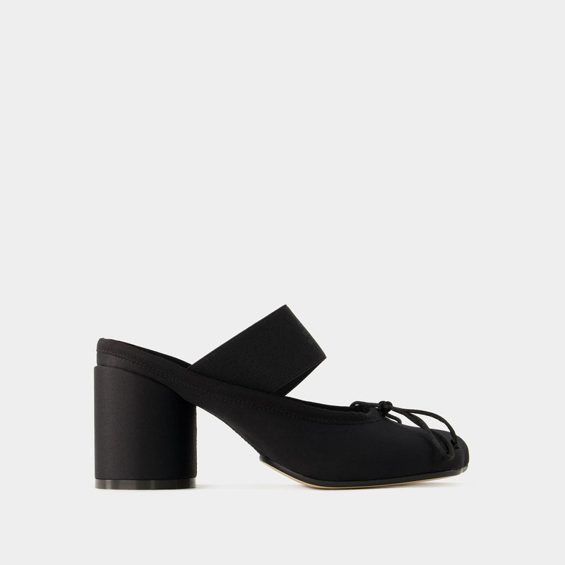 Sandals - MM6 Maison Margiela - Leather - Black