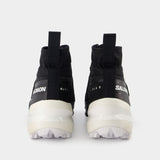 MM6 X Salomon Cross High Sneakers in Black