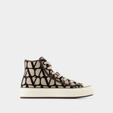 Iconograph Canva Sneakers - Valentino Garavani - Multi - Leather