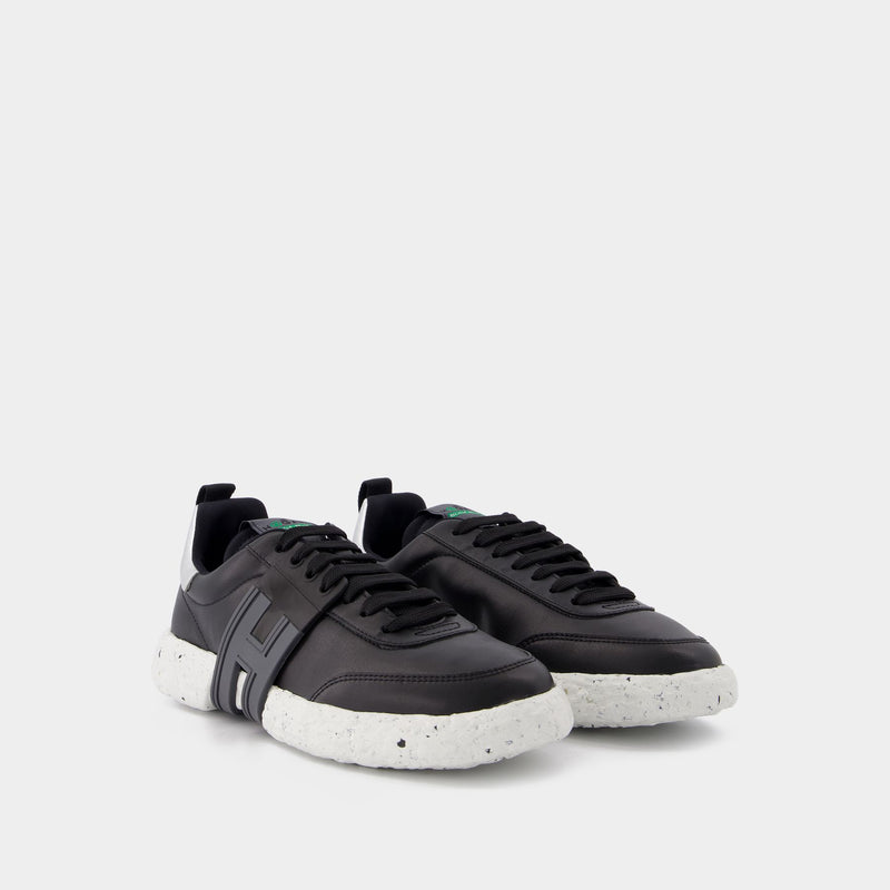 3R Allacciato H Sneakers in Black Leather