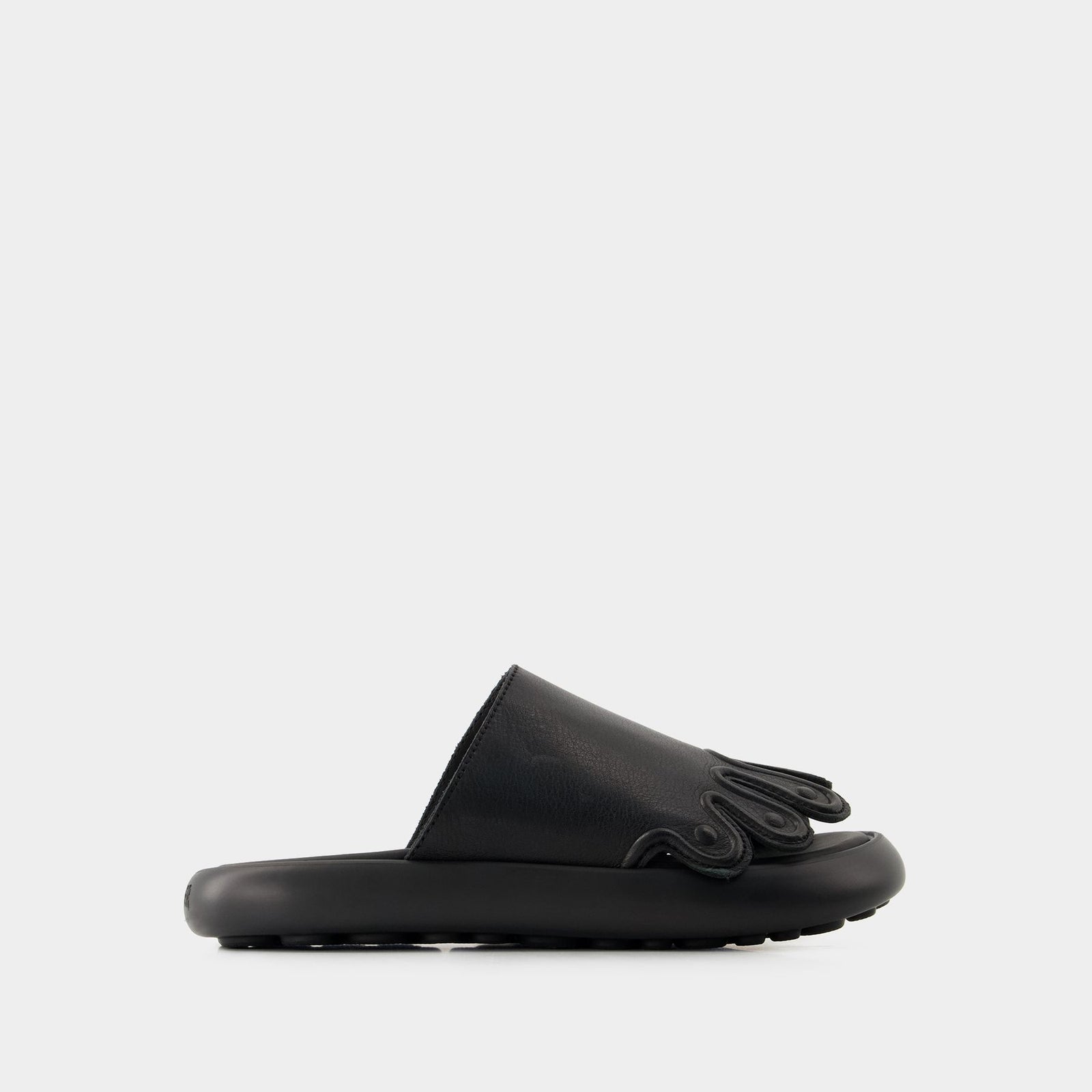 【関税込み】Pelotas Flota Sandals - Camper - Leather - Black Pelotas Black Sandals for Women - Spring/Summer collection