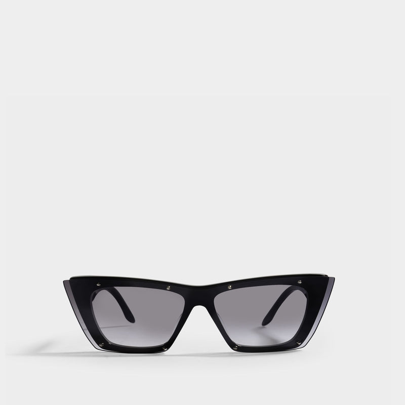 Sunglasses in Black Injection