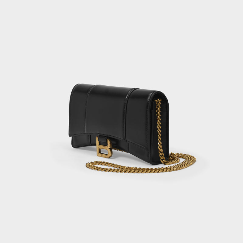 Hourglass Wallet on Chain in Black Shiny Leather