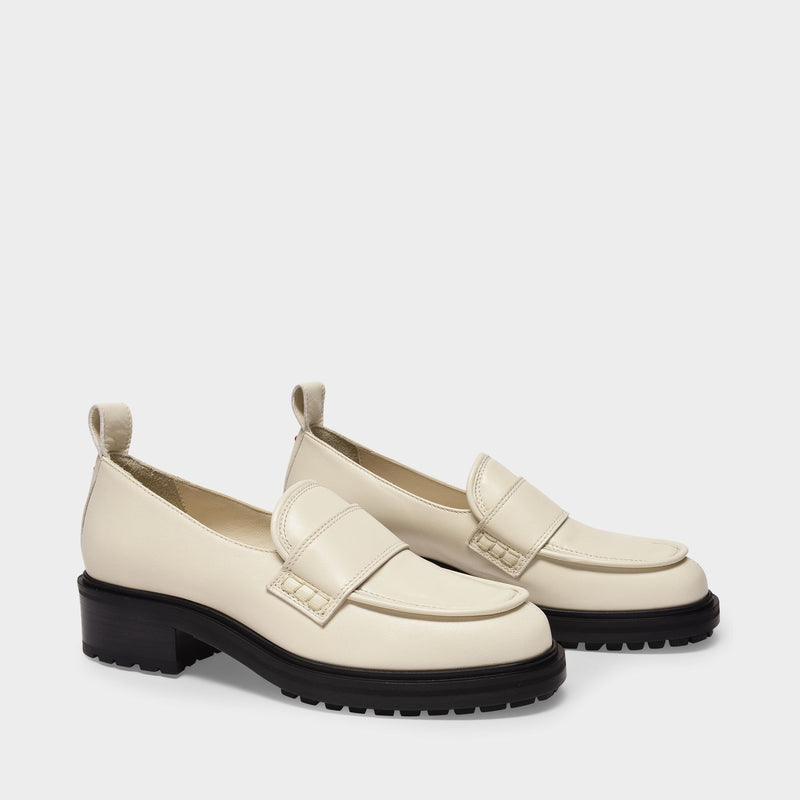 Ruth Loafers in Beige Leather