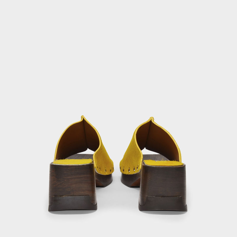 Hannah Clogs in Yellow Leather