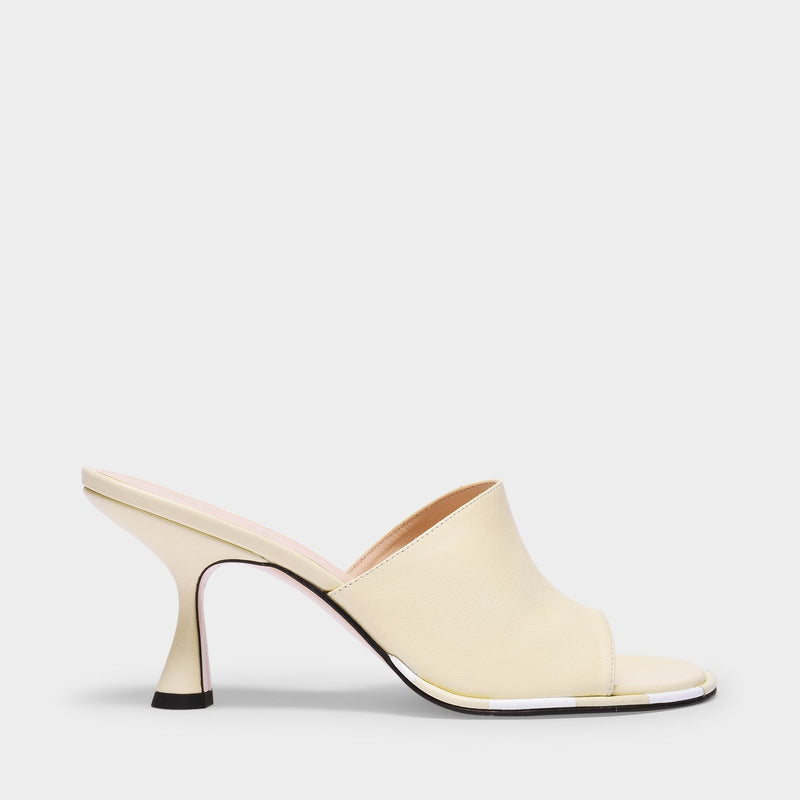 Agnes Slides in Beige Leather