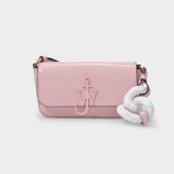 Chain Baguette Anchor Bag in Pink Leather
