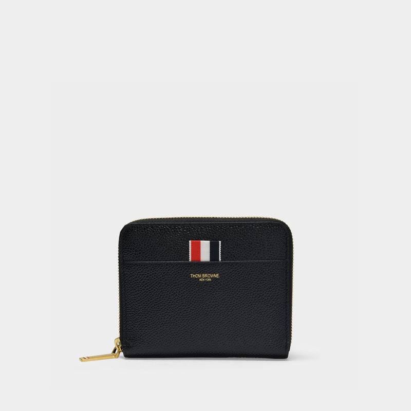 Zipped Purse in Grained Black Leather