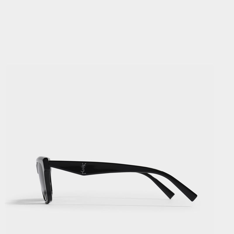 Sunglasses in Black Acetate